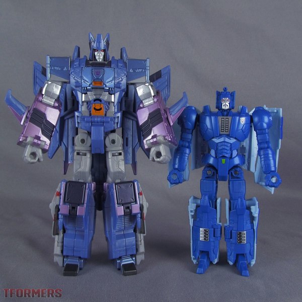 TFormers Titans Return Deluxe Scourge And Fracas Gallery 93 (93 of 95)